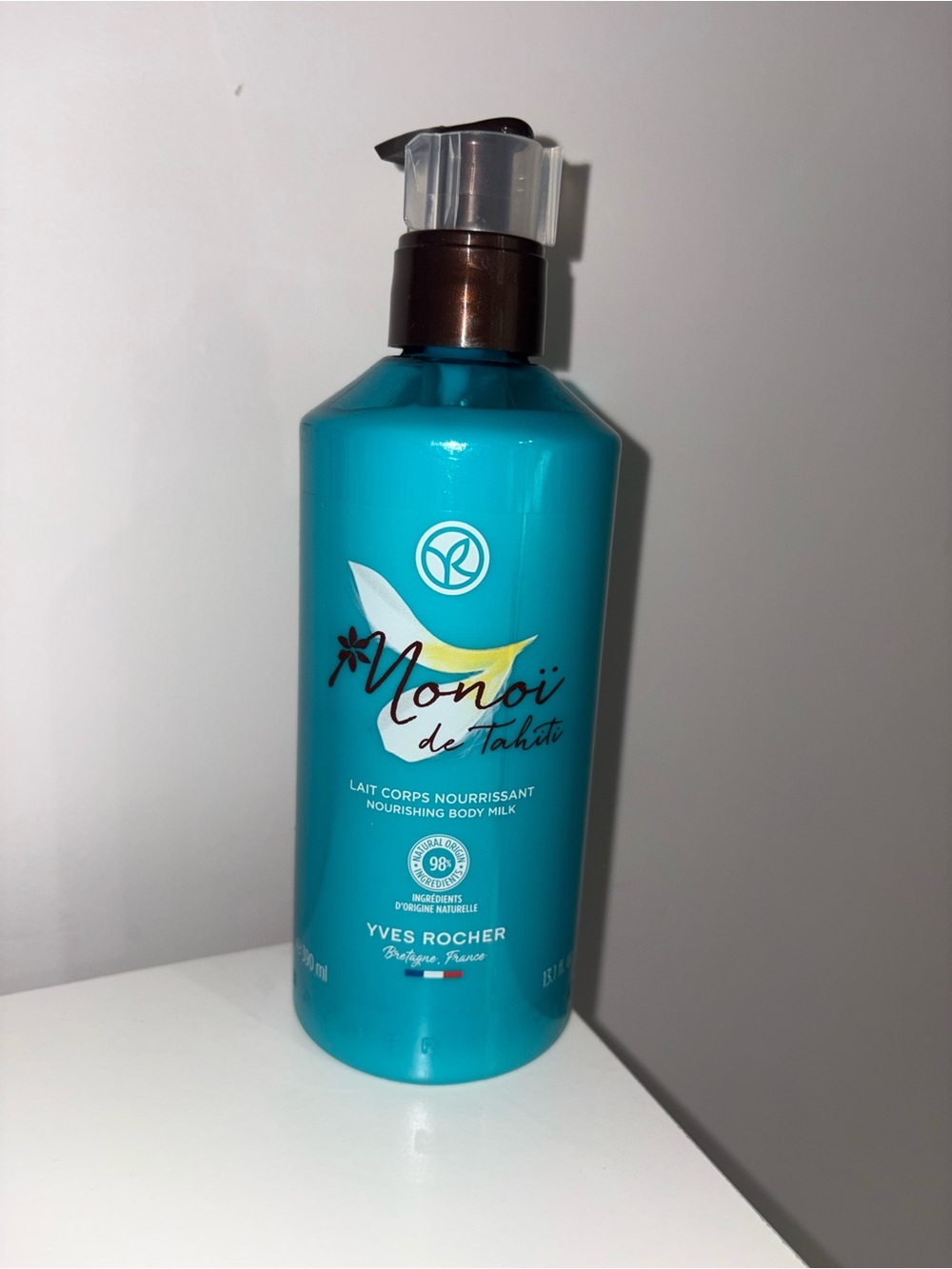 Yves Rocher Monoi de Tahiti Nourishing Body Milk - Teal and Brown Pump